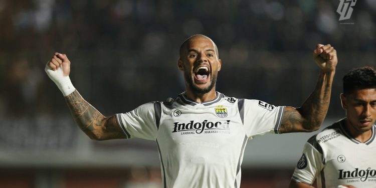 David da Silva Antar Persib Bandung Bawa Pulang Kemenangan