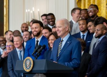 Juara NBA, Warriors Disambut Joe Biden di Gedung Putih