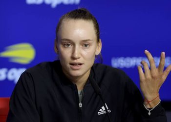 Elena Rybakina Tinggalkan Melbourne dengan Kepala Tegak