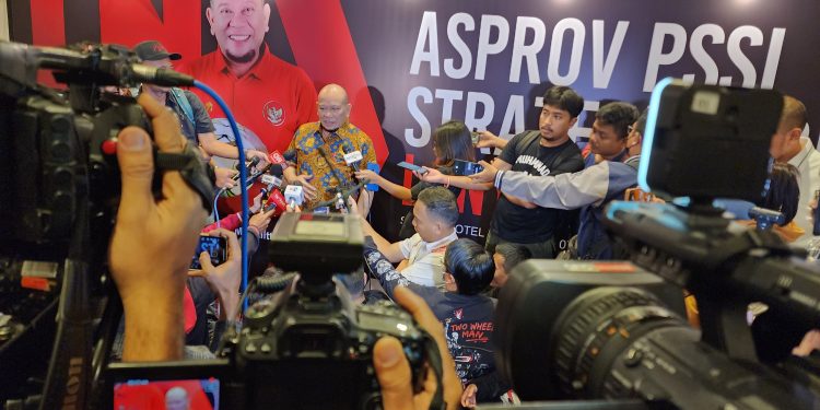 La Nyalla: Pembangunan Sepakbola Harus Dimulai dari Akar Rumput