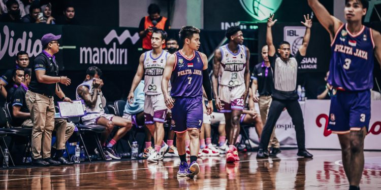 Pelita Jaya Susah Payah Tumbangkan Amartha Hangtuah