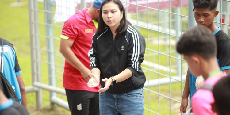 Rekam Jejak Ganis Rumpoko, Kandidat Exco Pilihan La Nyalla