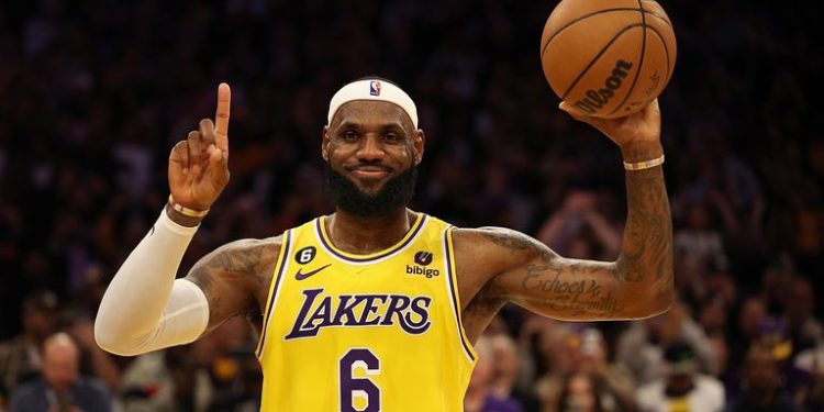 Pecahkan Rekor Kareem Abdul-Jabbar, LeBron James Ucapkan Terima Kasih