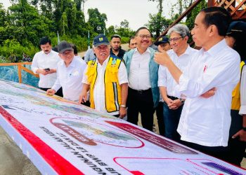 Jokowi Targetkan Bangun Pusat Latihan Sepakbola di IKN