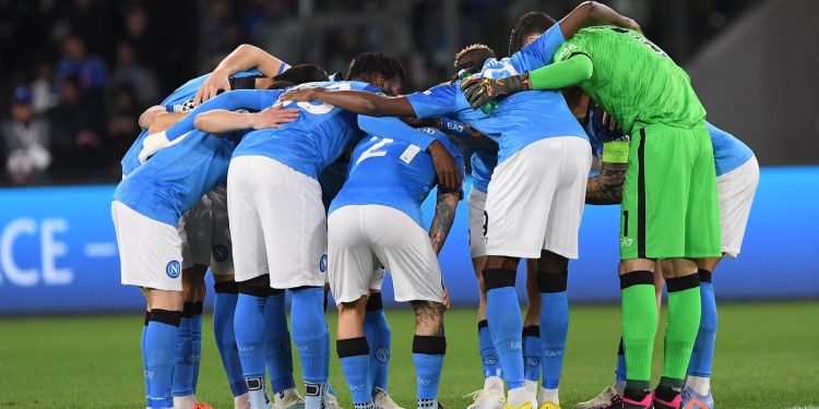 Ukir Sejarah, Napoli Tak Pilih-Pilih Lawan di Liga Champions