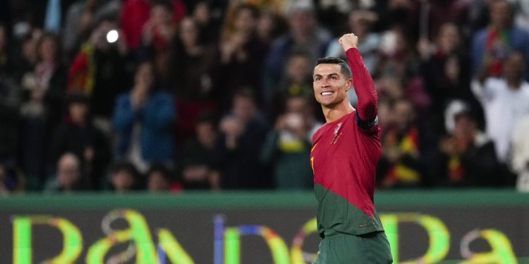 Cristiano Ronaldo Ukir Rekor Baru, Caps Terbanyak Dalam Sejarah Sepakbola