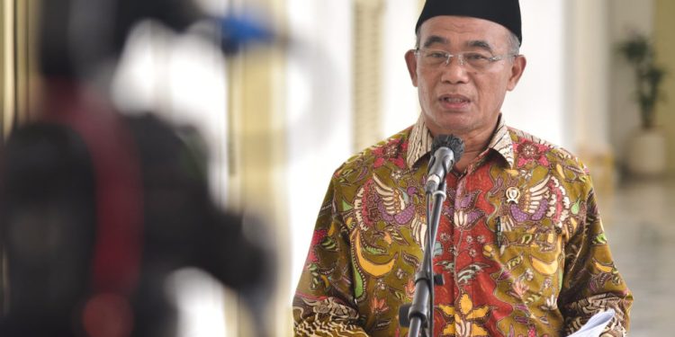 Jokowi Tunjuk Muhadjir Effendy Jadi Plt Menpora