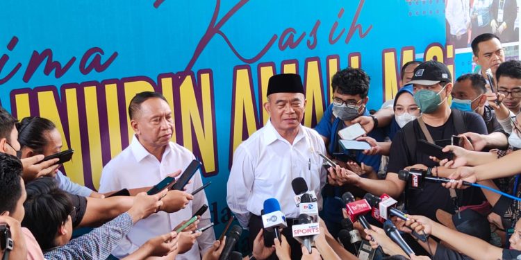 Resmi Jabat Plt Menpora, Muhadjir Effendy Berharap Tak Terlalu Lama!