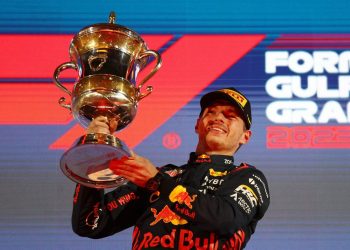 Max Verstappen Juara GP Bahrain, Fernando Alonso Finis ke-3