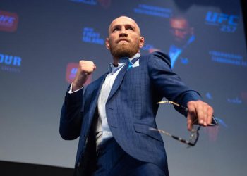 Tersulut Emosi, Conor McGregor Tantang Carl Froch Bertinju