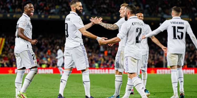 Real Madrid Hancurkan Barcelona di Camp Nou