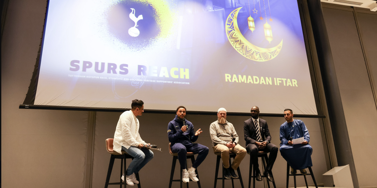 Tottenham Hotspur Gelar Acara Bukber, Arnaut Danjuma dan Ledley King Turut Hadir