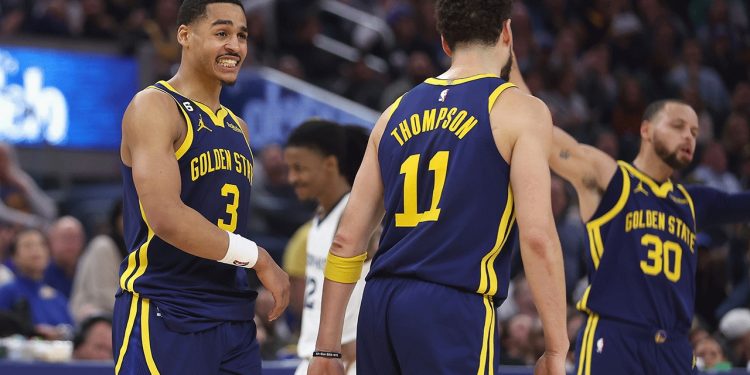 Warriors Ukir Rekor Menuju Play-off, Lakers Harus Berjuang Lewat Babak Play-in