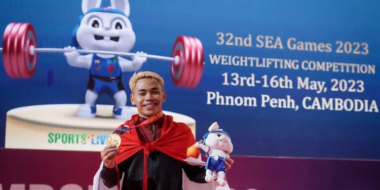 Pecah Rekor Clean and Jerk SEA Games, Eko Yuli Tatap Olimpiade 2024