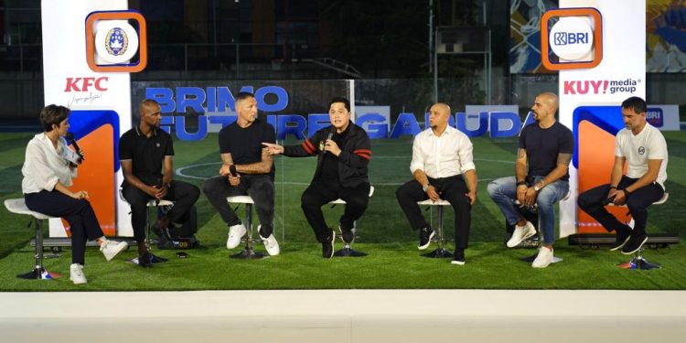 Erick Thohir Undang 5 Legenda Sepakbola Demi Membina Pesepakbola Muda Indonesia