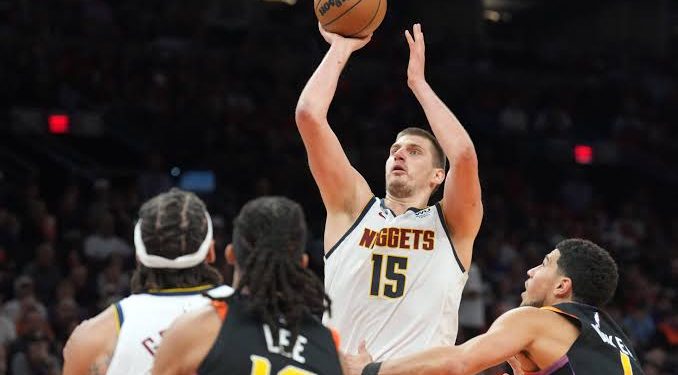 Nikola Jokic Cetak Triple-Double, Nuggets Singkirkan Suns