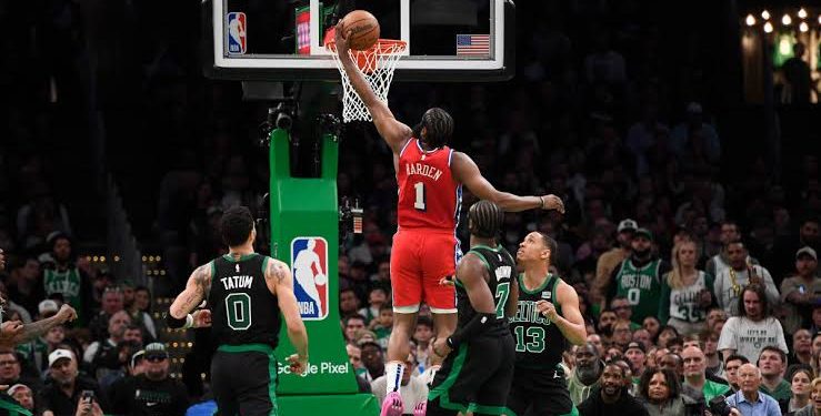 Philadelphia 76ers Paksakan Skor Imbang, James Harden Gemilang