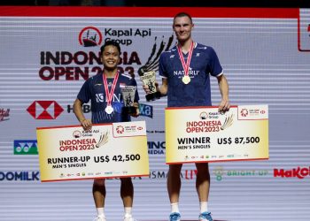 Ginting Tampil Maksimal, Axelsen Jauh Lebih Prima