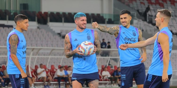 Timnas Argentina Gelar Latihan Tertutup di SUGBK