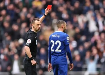 Transfer Hakim Ziyech ke Al Nassr Terancam Gagal