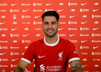 Liverpool Resmi Perkenalkan Dominik Szoboszlai ke Publik