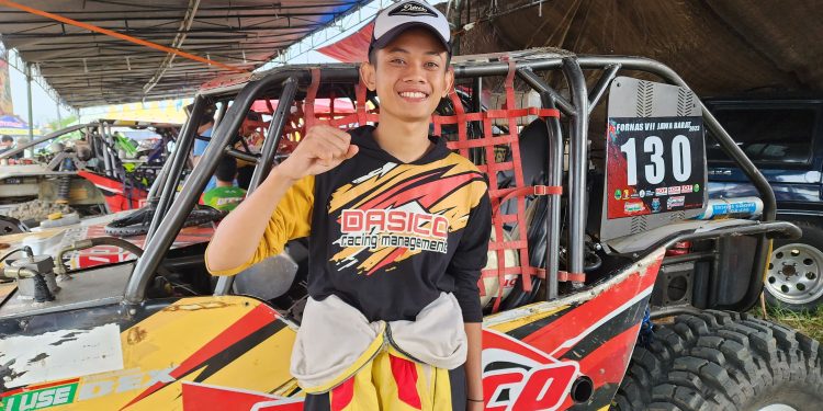 Perkenalkan! Rifat Saputra, Offroader Muda Belia Berprestasi