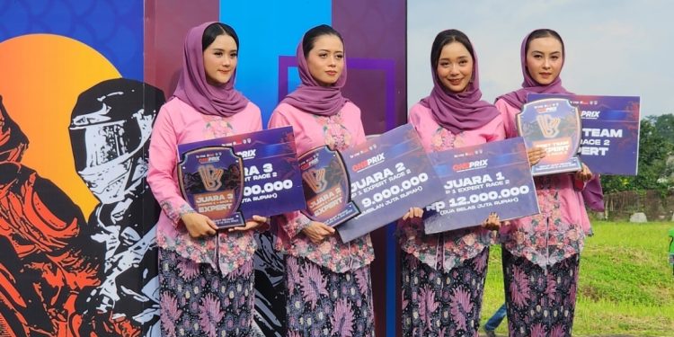 Konsep Budaya Lokal Bikin Umbrella Girl Jadi Daya Tarik OnePrix 2023