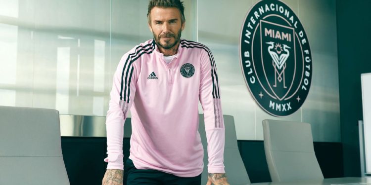 Kiritik Transfer Messi, David Beckham Pecat Nick Marsman