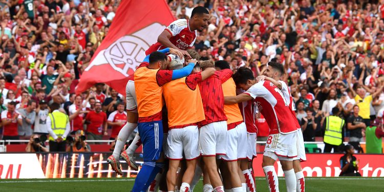 Liverpool Berpesta, Arsenal Permalukan Manchester United