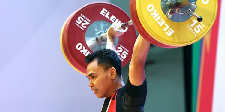 Raih Dua Perak di IWF 2023, Eko Yuli Jaga Asa ke Olimpiade 2024
