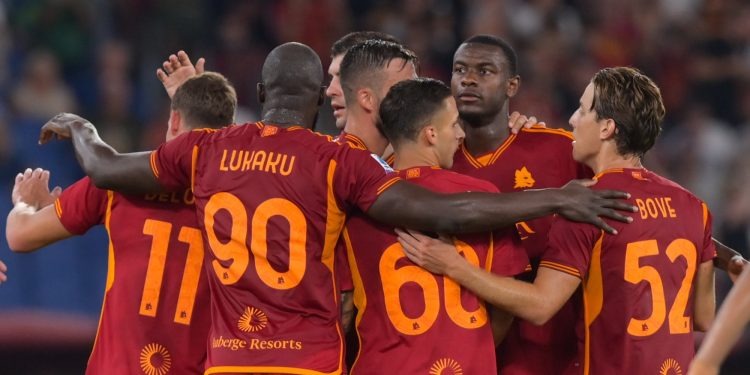 AS Roma Hancurkan Empoli 7-0, Jose Mourinho Sindir Inter Milan