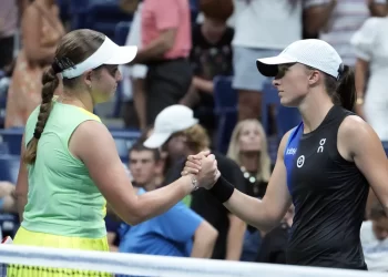 Iga Swiatek Tersingkir, Novak Djokovic Melaju ke Perempat Final