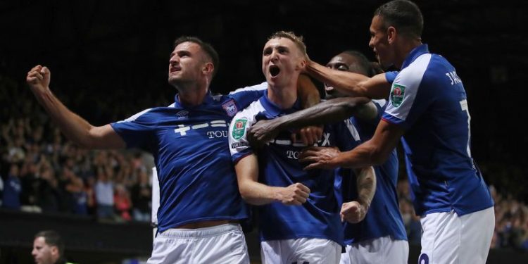 Man United Hajar Palace, Elkan Baggott Antar Ipswich Singkirkan Wolves