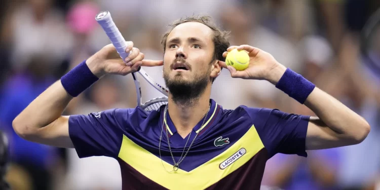 Duel Ideal Gagal Tercipta, Medvedev Tantang Djokovic di Final US Open