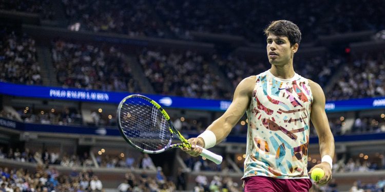 Cedera Paksa Carlos Alcaraz Absen di Swiss Indoors 2023