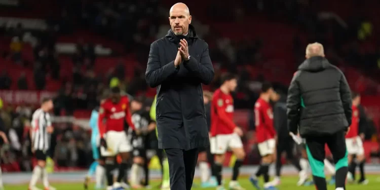 Manchester United Terpuruk, Erik Ten Hag Minta Maaf