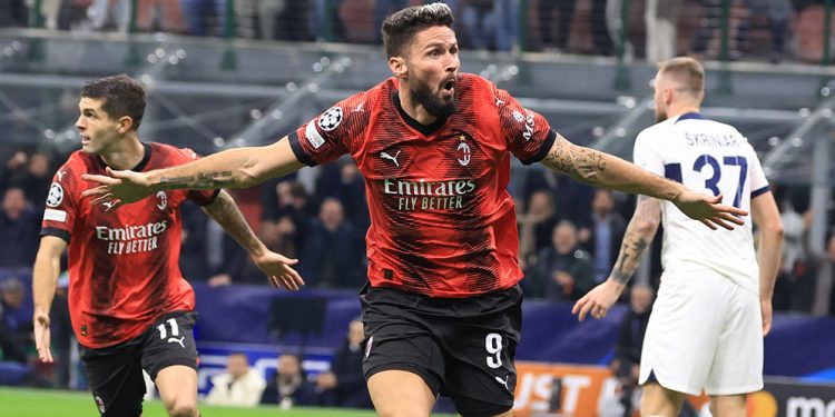 Dikalahkan AC Milan, Luis Enrique Kritik Permainan PSG