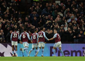 Aston Villa dalam perburuan gelar Liga Primer Inggris [X/@AVFCOfficial]