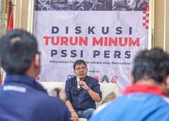 Pengamat sepak bola Tommy Welly saat berbicara pemain Timnas Indonesia [Dok: PSSI Pers]