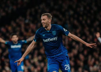 West Ham Jungkalkan Arsenal, Liverpool Nyaman di Puncak Klasemen
