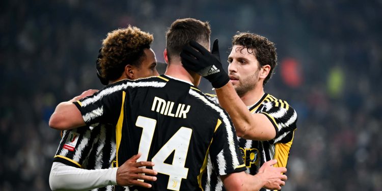 Allegri Ukir Laga ke-400, Juventus Pesta Gol ke Gawang Frosinone