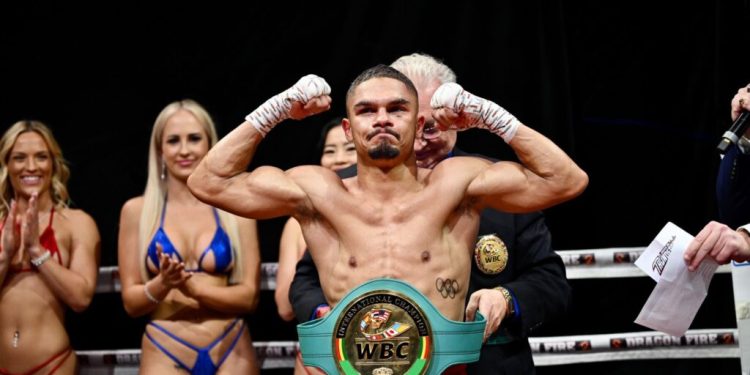 Golden Boy Promotions Gelar Duel Tinju Oscar Collazo vs Reyneris Gutierrez