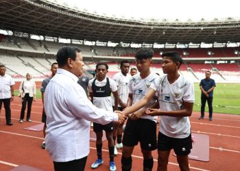 Erick Thohir Puji Prabowo Subianto: Komitmen Majukan Sepakbola Indonesia