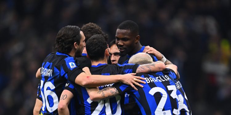 Inter Milan Kokoh di Puncak Klasemen, Simone Inzaghi Enggan Terlena