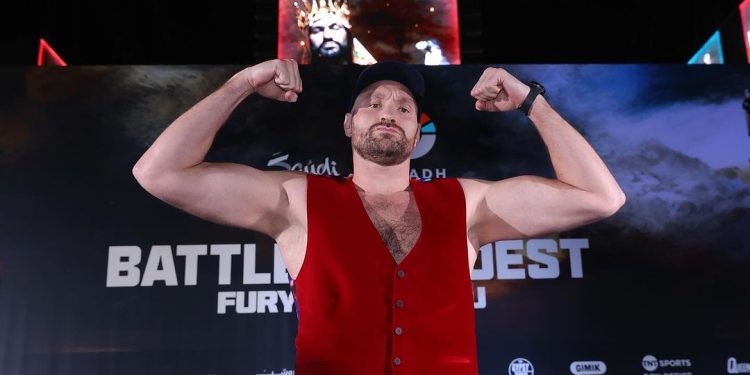 Tyson Fury Bakal Lima Kali Naik Ring Sepanjang 2024