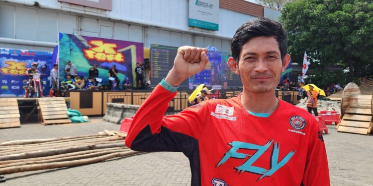 Wawan Kadri Unjuk Gigi di Arena IOF Urban Enduro