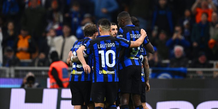 Inter Milan Ditahan Napoli, Simone Inzaghi Kecewa Timnya Imbang