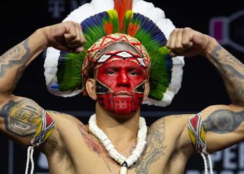 Alex Pereira Main Film Onslaught, Berperan Sebagai Penjahat!