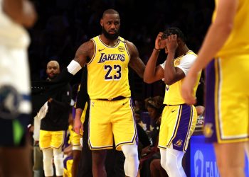 LeBron Hanya Bukukan 10 Angka, Lakers Dihajar Timberwolves