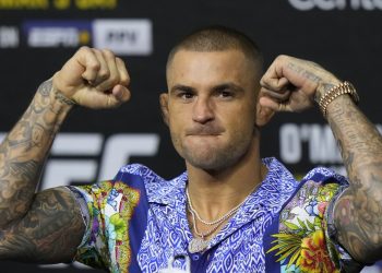 Dustin Poirier Pilih Lawan Max Holloway Sebelum Pensiun